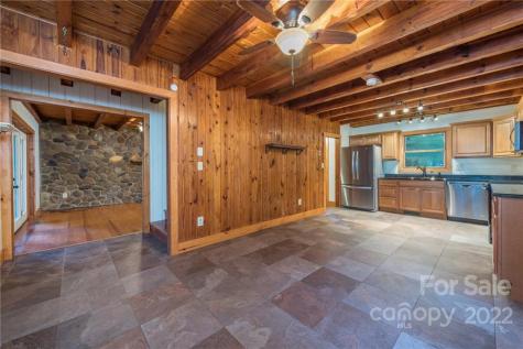 109 Starview Knoll Weaverville NC 28787