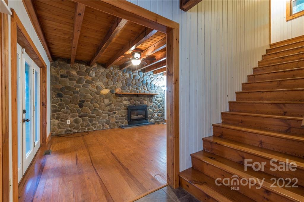 109 Starview Knoll Weaverville NC 28787