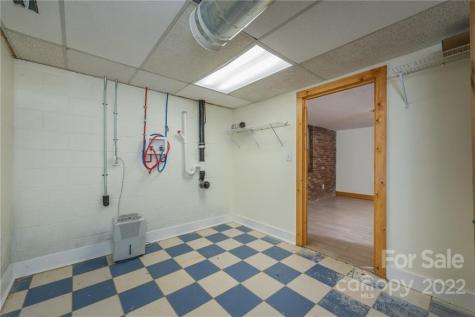 109 Starview Knoll Weaverville NC 28787