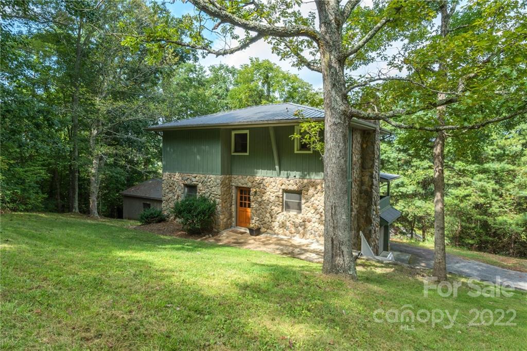 109 Starview Knoll Weaverville NC 28787