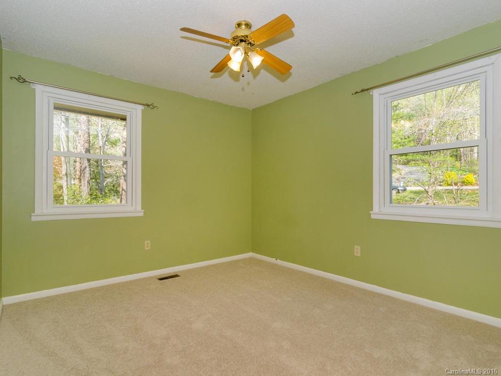 5 Forest Run Drive Asheville NC 28803
