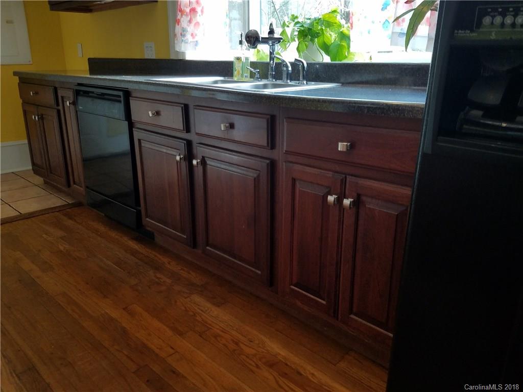 52 Ridgelawn Road Asheville NC 28806