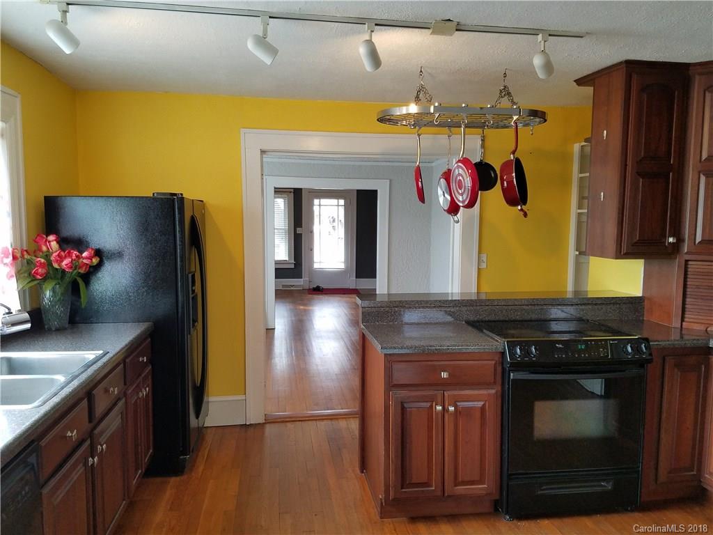 52 Ridgelawn Road Asheville NC 28806