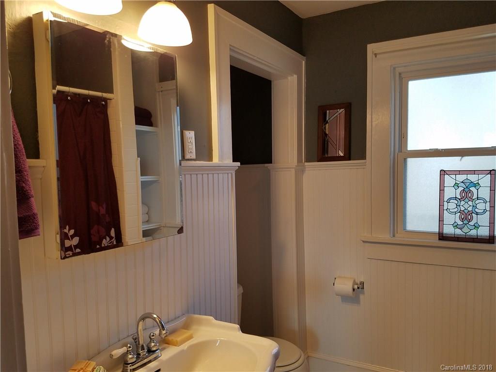 52 Ridgelawn Road Asheville NC 28806