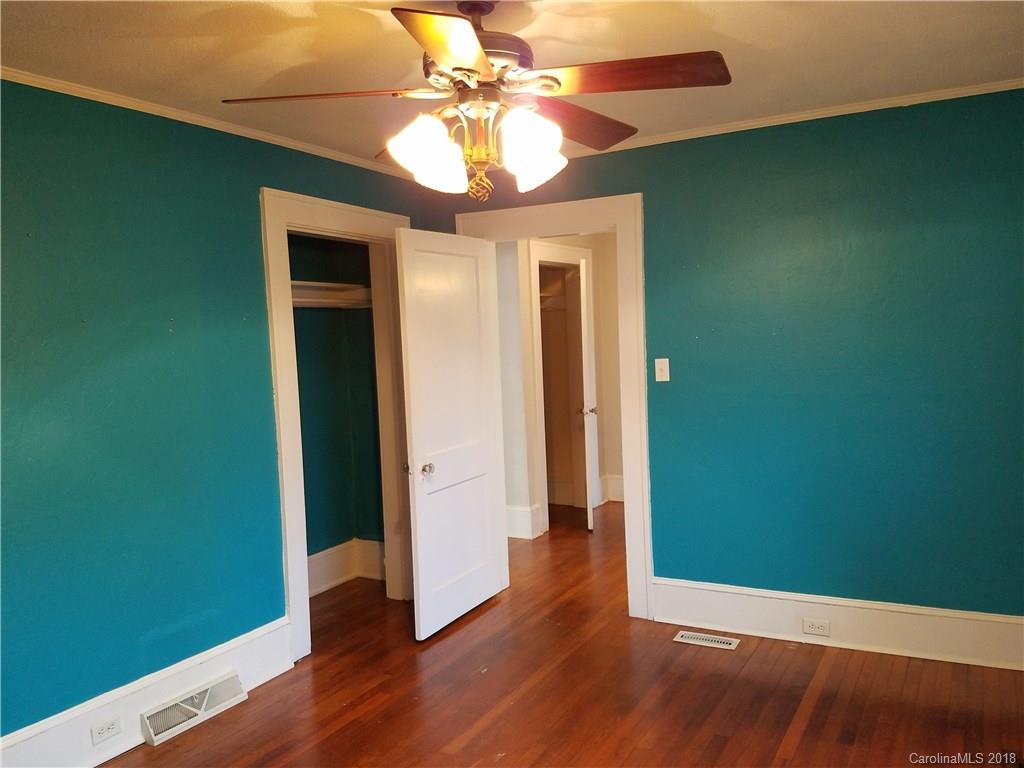 52 Ridgelawn Road Asheville NC 28806