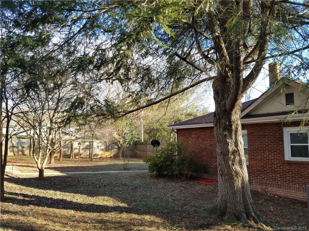 52 Ridgelawn Road Asheville NC 28806