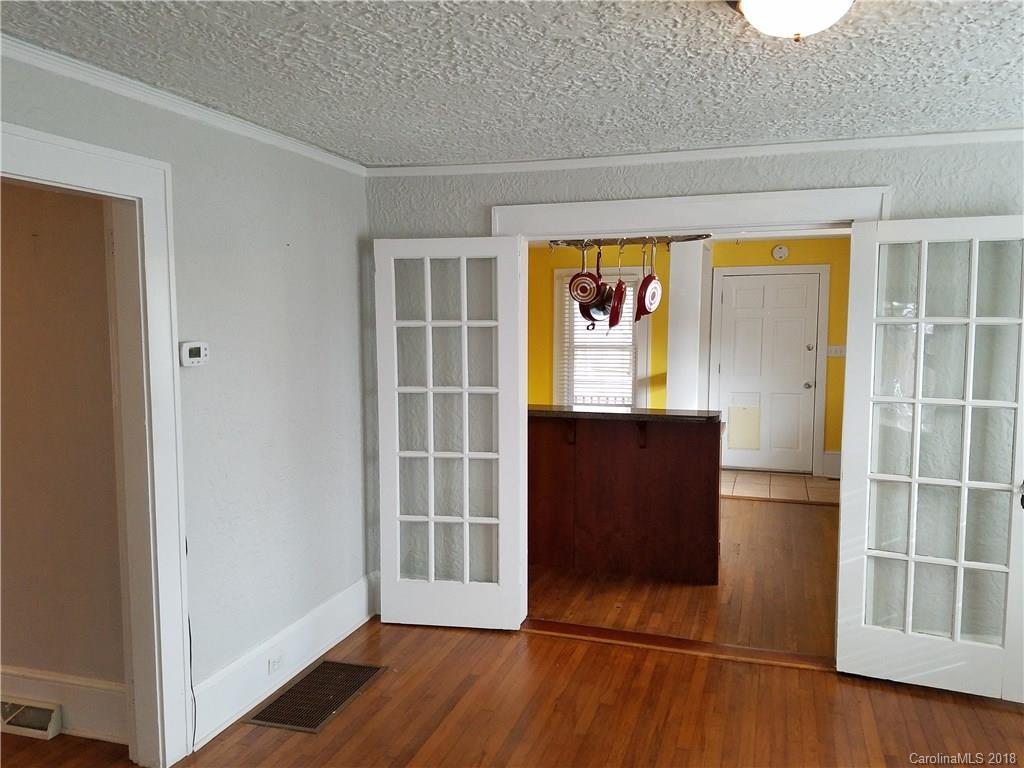 52 Ridgelawn Road Asheville NC 28806