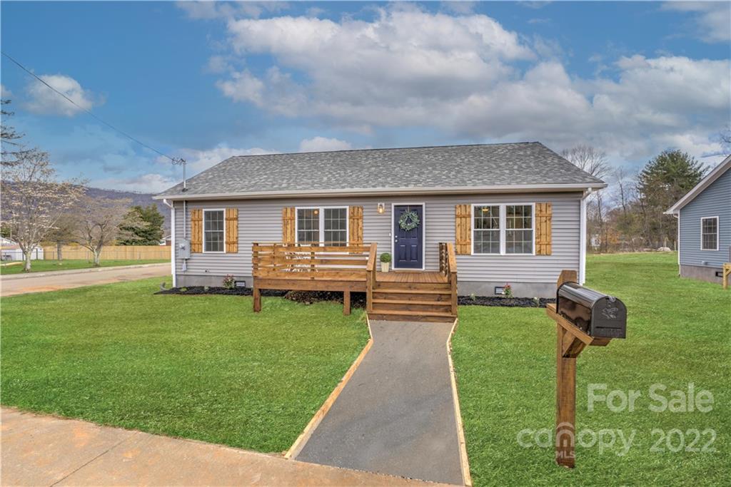 84 Belle Meade Drive Waynesville NC 28786