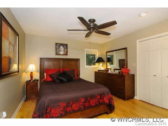 7 Country Spring Drive Asheville NC 28804