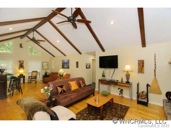 7 Country Spring Drive Asheville NC 28804