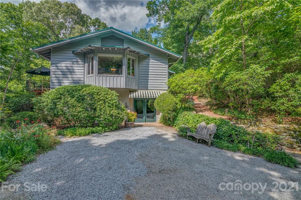 811 Hunting Country Road Tryon NC 28782