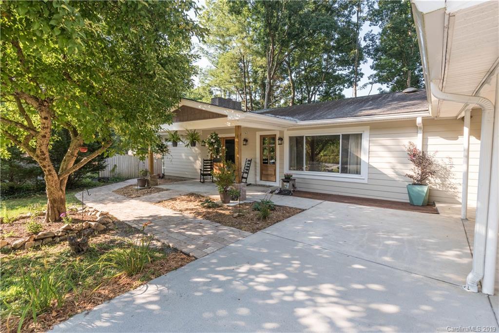 94 Oak Terrace Arden NC 28704