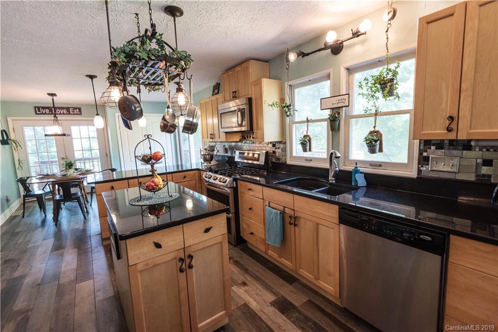 94 Oak Terrace Arden NC 28704