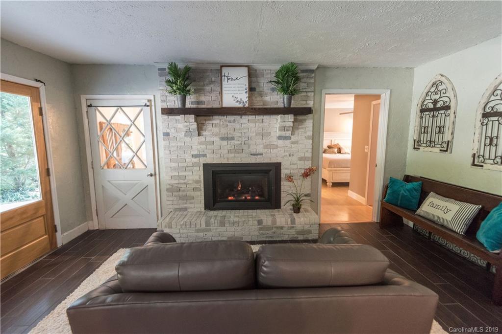 94 Oak Terrace Arden NC 28704