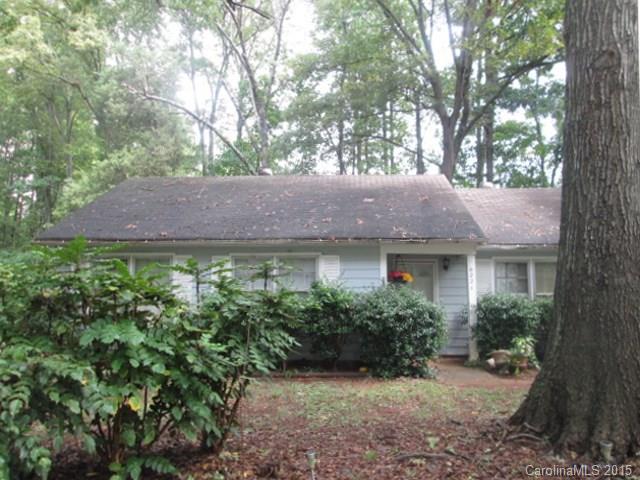 6221 Snowcrest Court Charlotte NC 28212