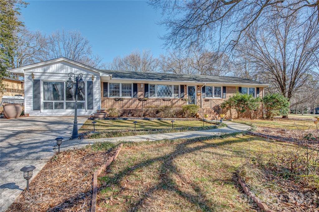 3336 Deerwood Drive Gastonia NC 28054