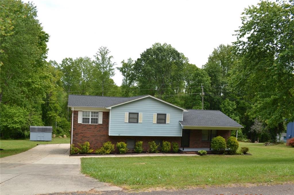 1100 Dixie Park Avenue Newton NC 28658