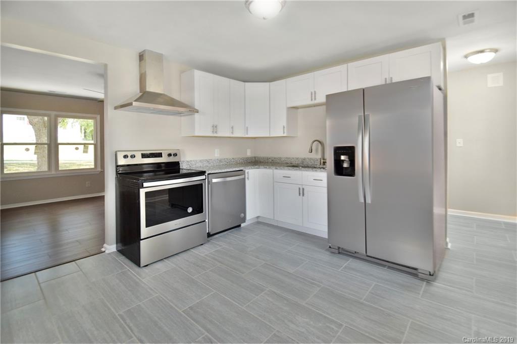 1718 Mcallister Drive Charlotte NC 28216