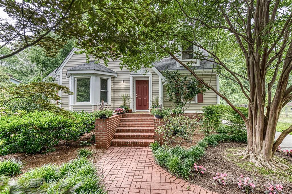 2313 Knickerbocker Drive Charlotte NC 28212