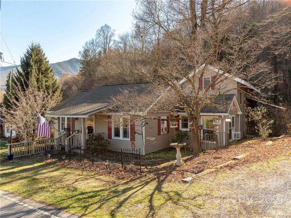 619 Walker Road Waynesville NC 28786
