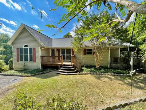 11 Chanter Drive Fletcher NC 28732