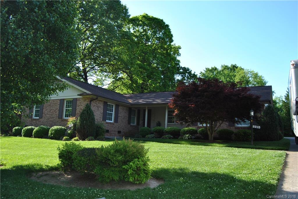 2215 Scottwood Drive Gastonia NC 28054