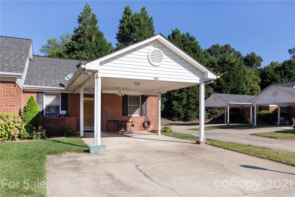 19964 Oak Leaf Circle Cornelius NC 28031