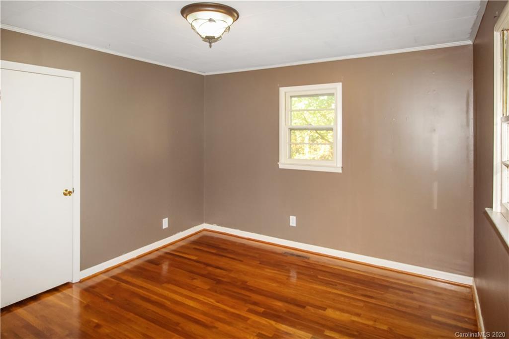2831 Hankins Road Marion NC 28752