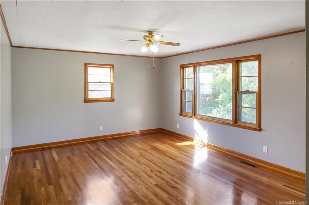 2831 Hankins Road Marion NC 28752