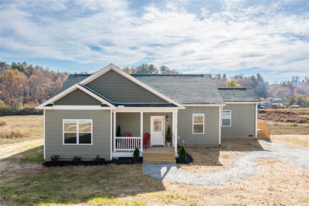 22 Henrys Way Hendersonville NC 28792