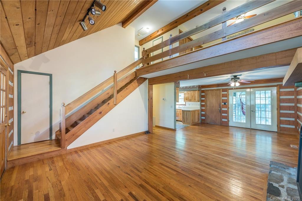 12 Woods Road Fairview NC 28730