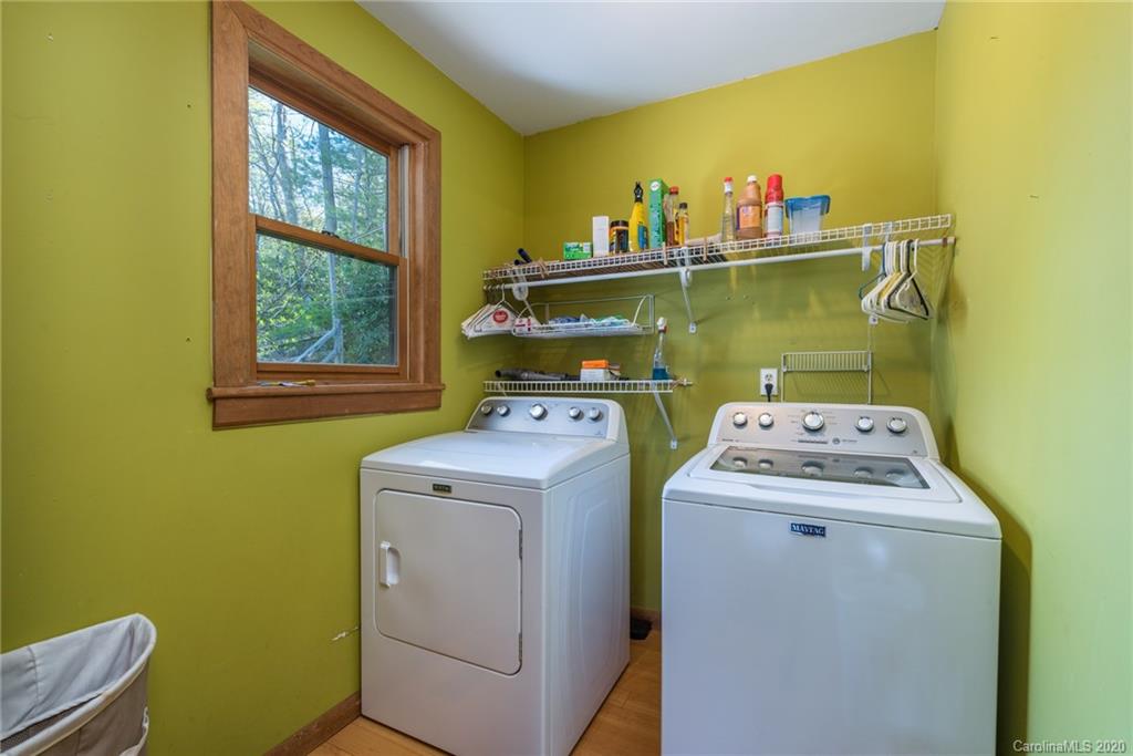 12 Woods Road Fairview NC 28730