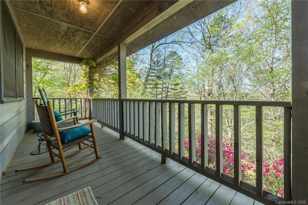 12 Woods Road Fairview NC 28730