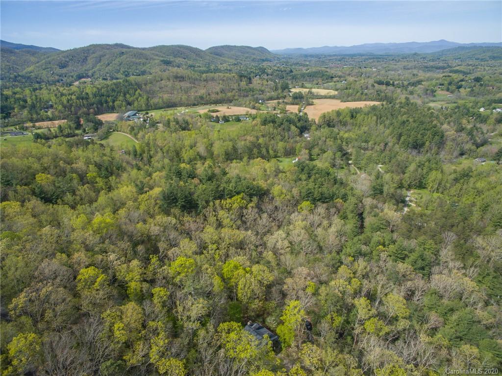 12 Woods Road Fairview NC 28730