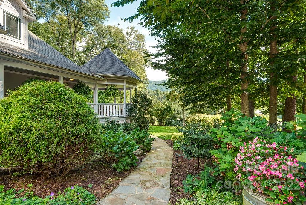 226 Bull Creek Road Asheville NC 28805