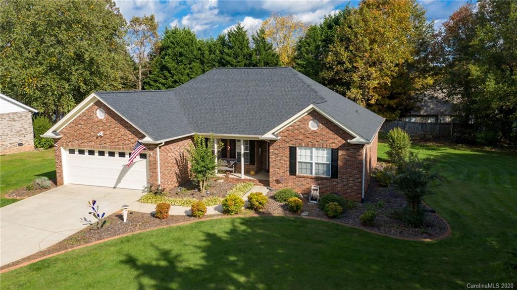 2405 Hounds Way Hickory NC 28601