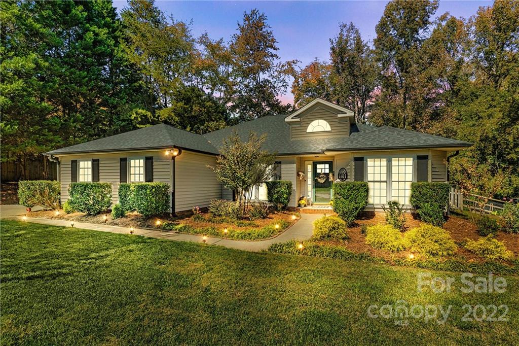 1411 Pine Needle Lane Mooresville NC 28115