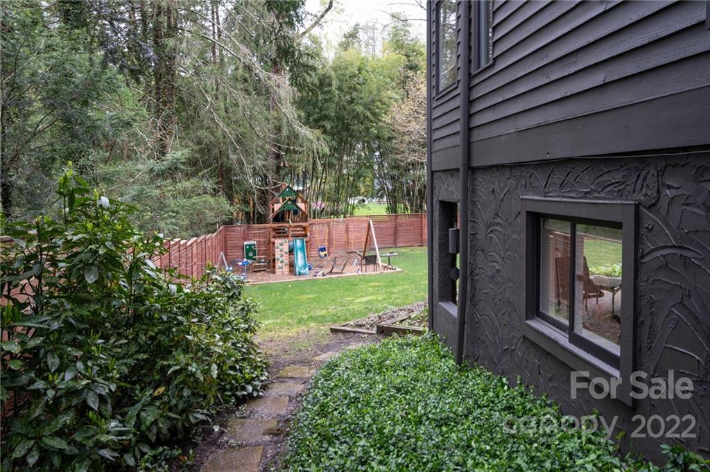 84 Macon Avenue Asheville NC 28801