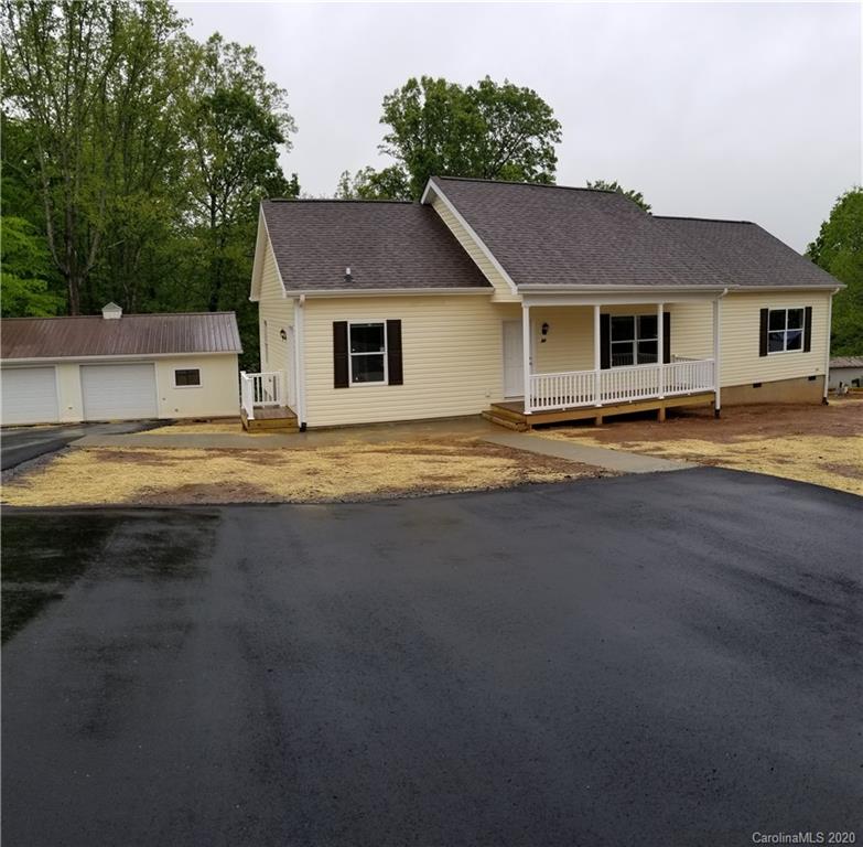 24 Indian Camp Road Weaverville NC 28787