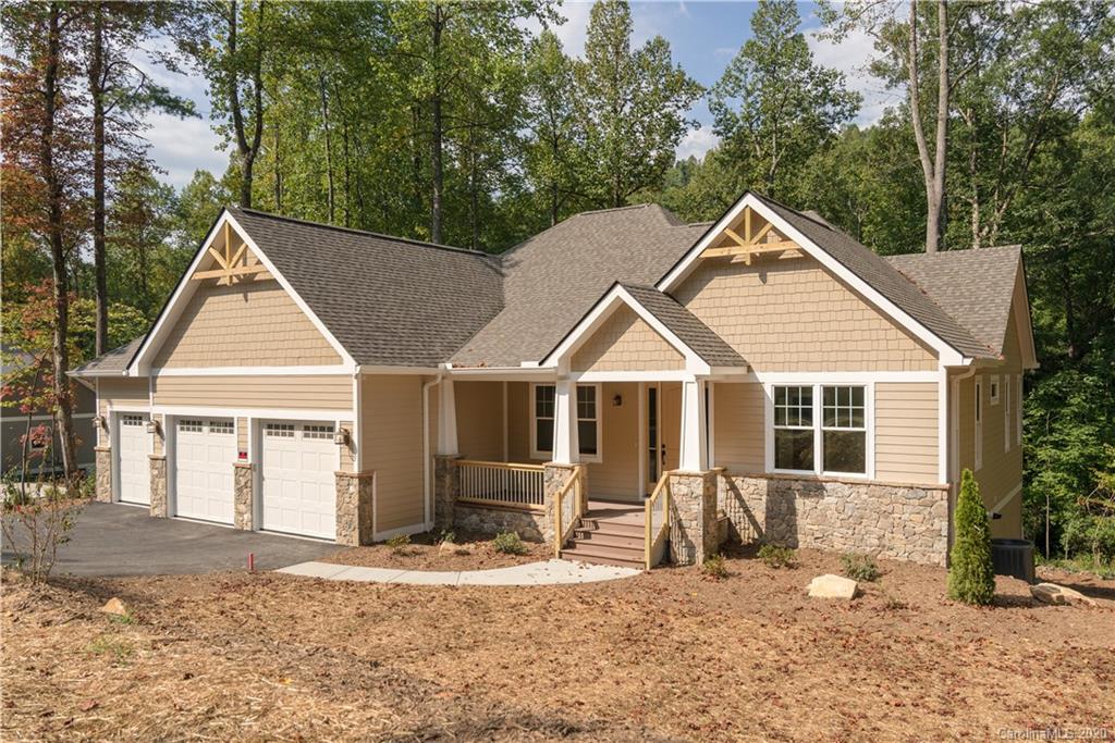 66 Manorwood Court Flat Rock NC 28731