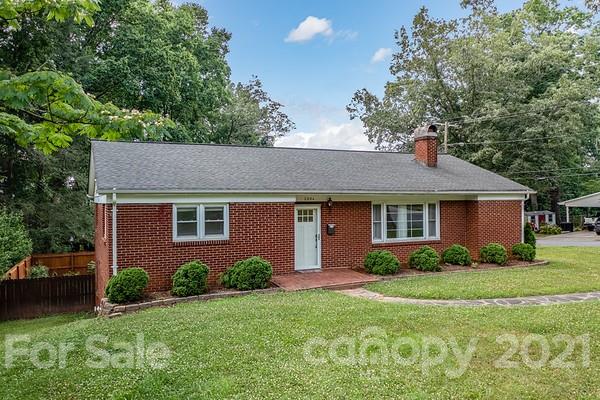 200 Falls Street Morganton NC 28655