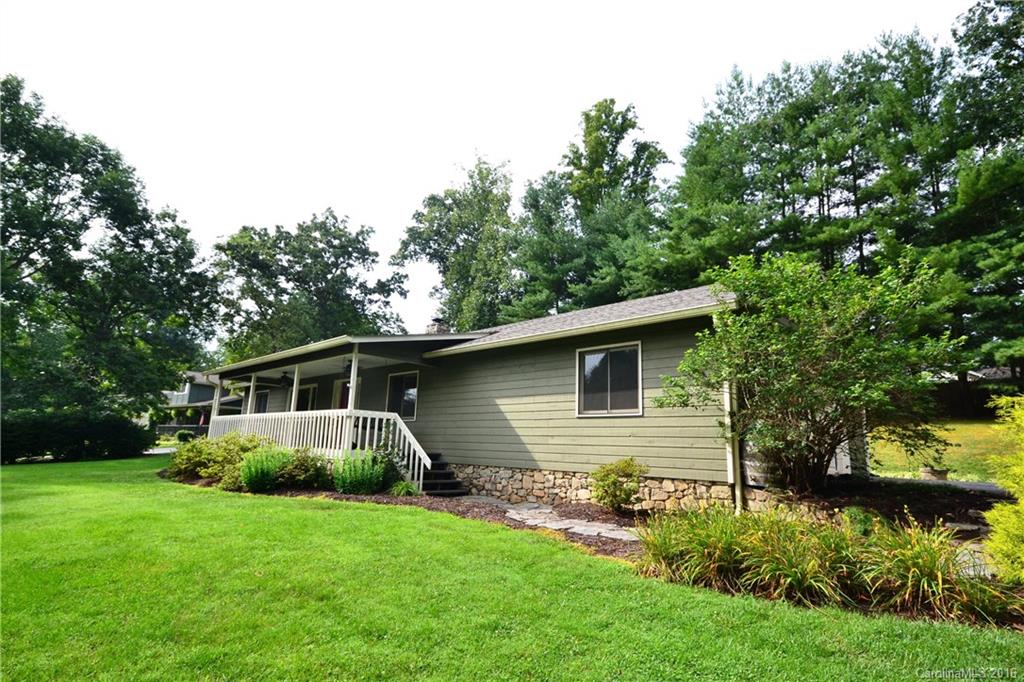 175 Twin Lakes Drive Candler NC 28715