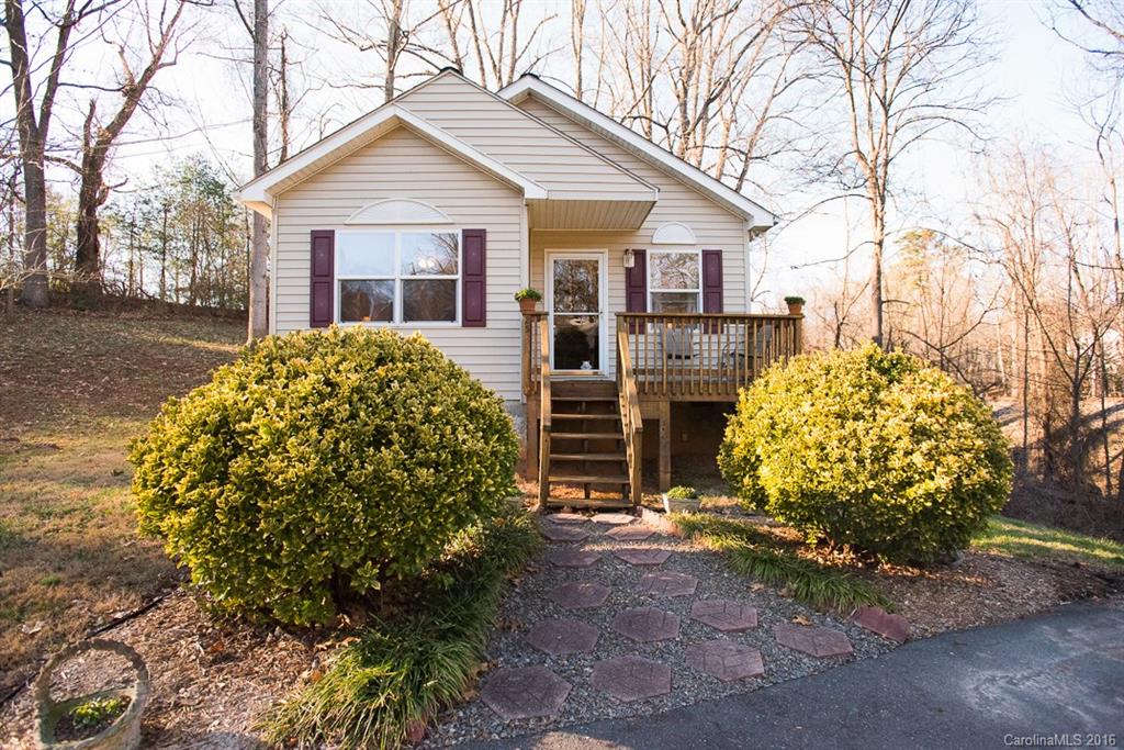 25 Pinecrest Drive Asheville NC 28803