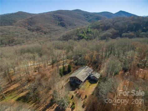 95 Saddle Brook Drive Burnsville NC 28714