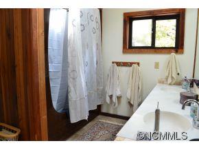 59 Pinecroft Road Asheville NC 28804
