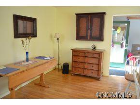 59 Pinecroft Road Asheville NC 28804