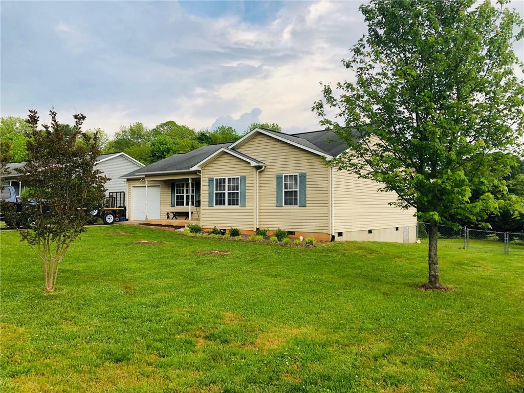 87 Green Meadows Drive Taylorsville NC 28681