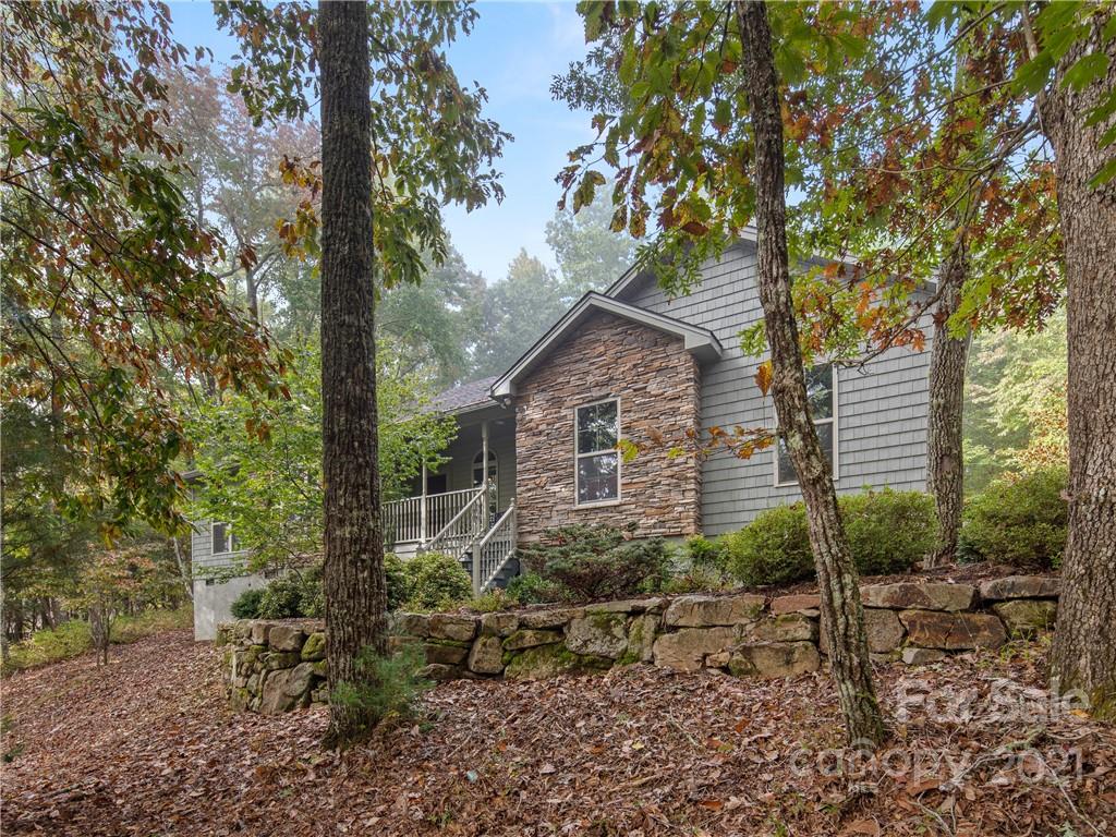 372 Utsonati Lane Brevard NC 28712