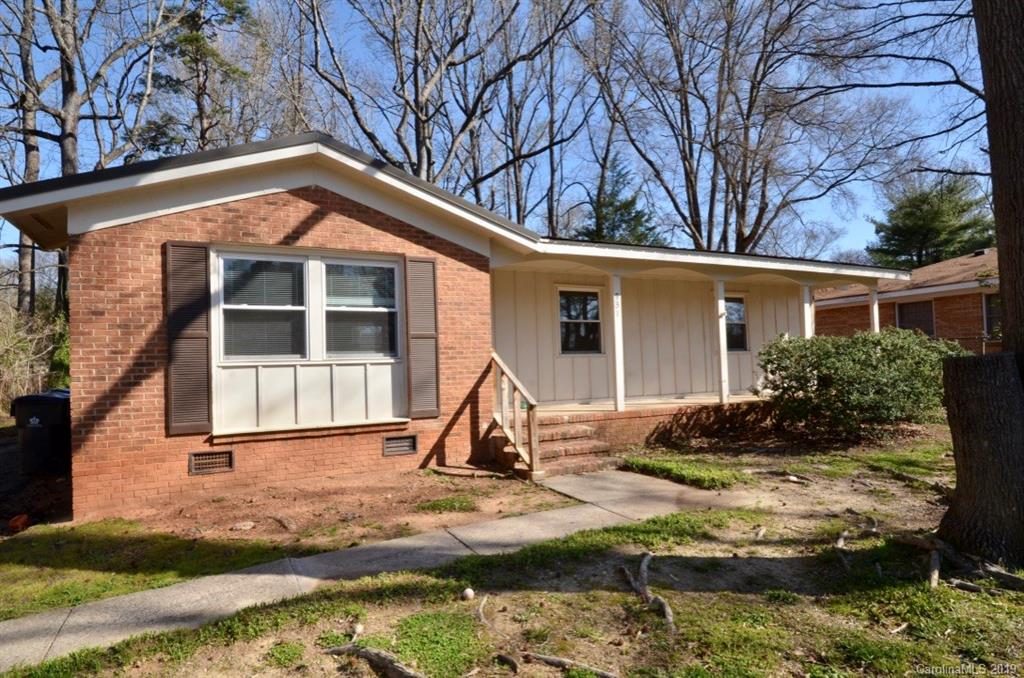 931 Carrington Drive Charlotte NC 28214