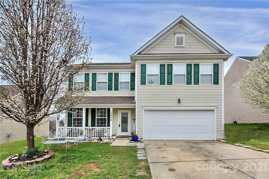 13820 Plowdon Court Charlotte NC 28215